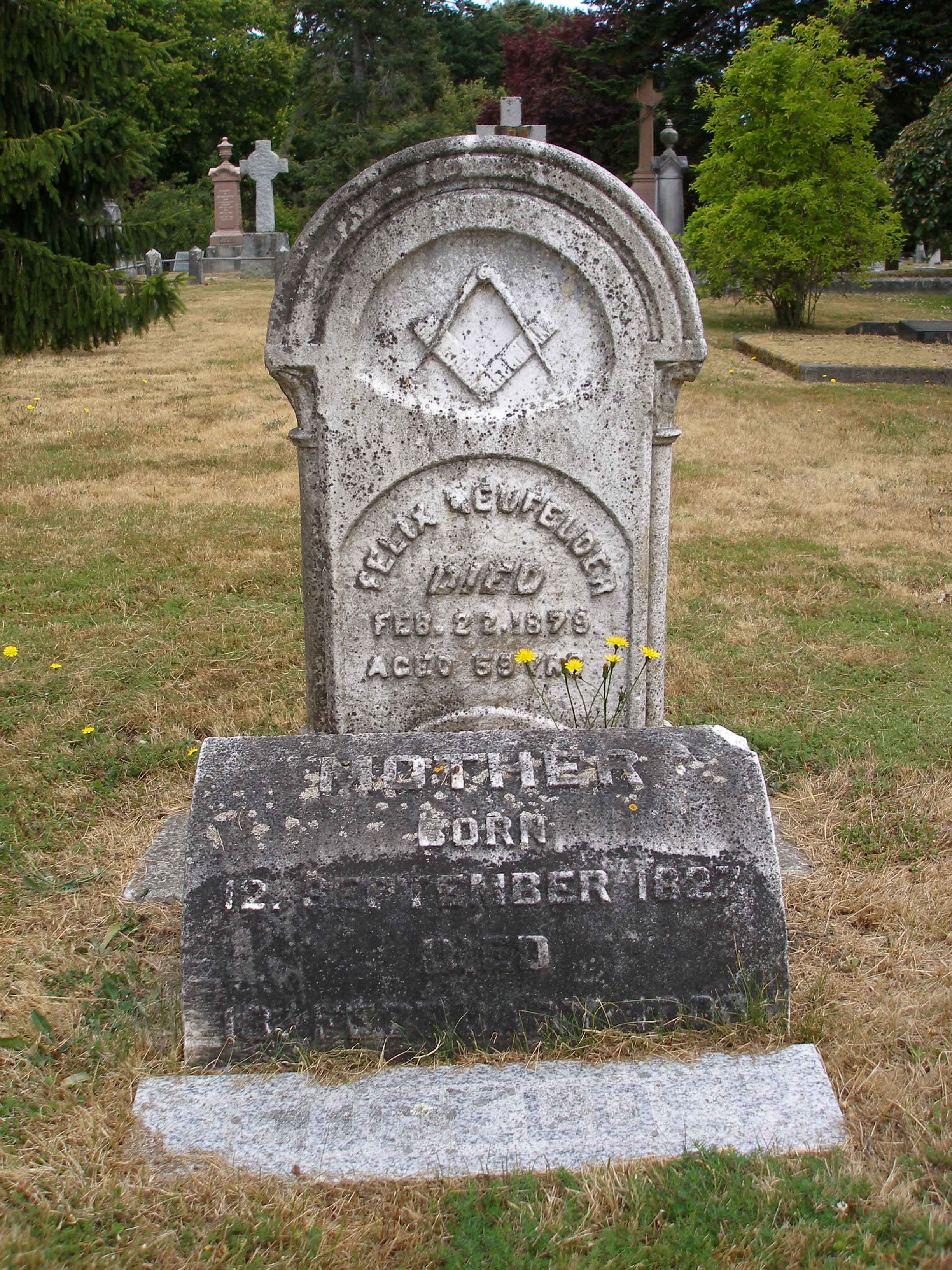 Felix Neufelder grave, Ross Bay Cemetery